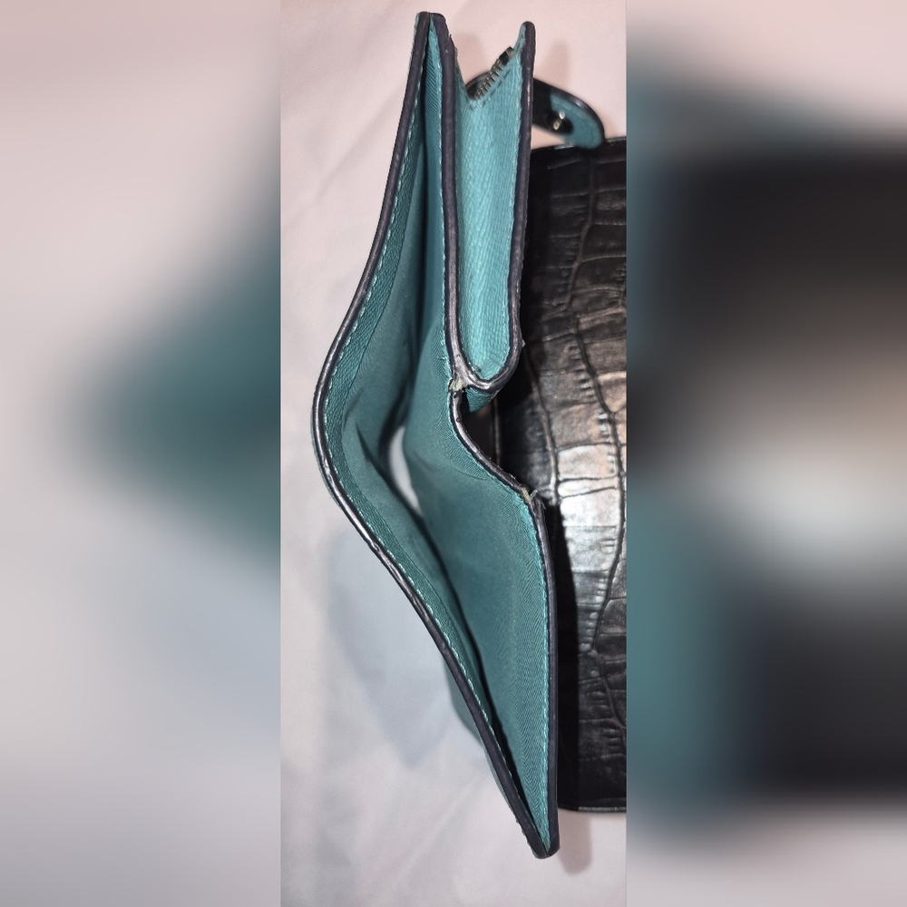 Coach Teal Small Leather Wallet - Coach Logo - Picture 9 of 13